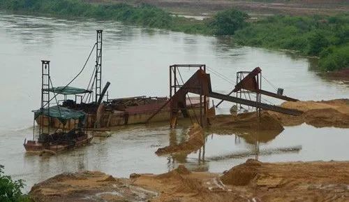 杜絕非法采砂，機(jī)制砂生產(chǎn)才是長久之道！